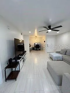 6122 Curry Ford Rd #241 — Photo 3