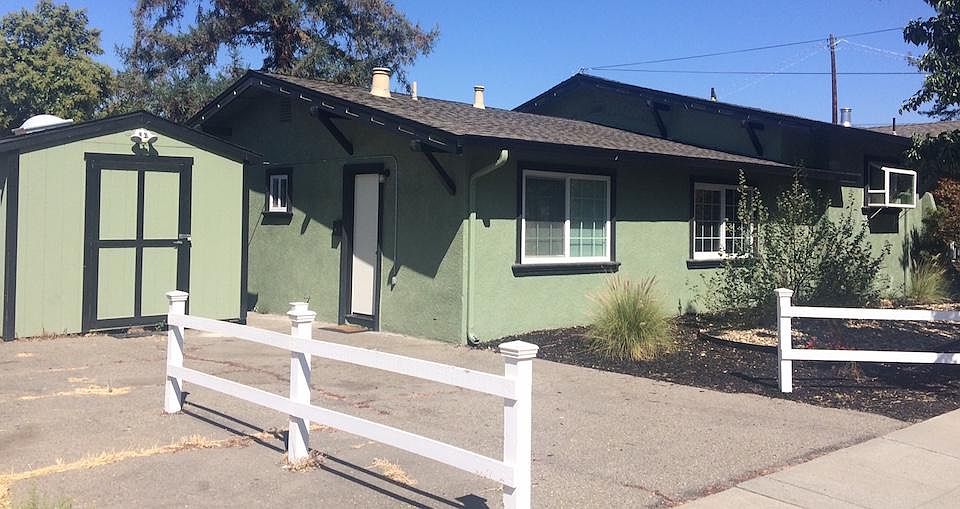Street View - most of the large storage shed is available for tenant's use.