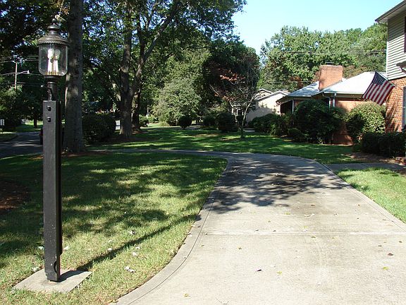 4th image of 6418 Folger Dr