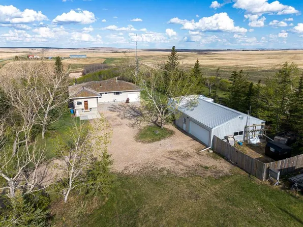 311081 W Range Road 225, Kneehill County, AB T0M 2A0