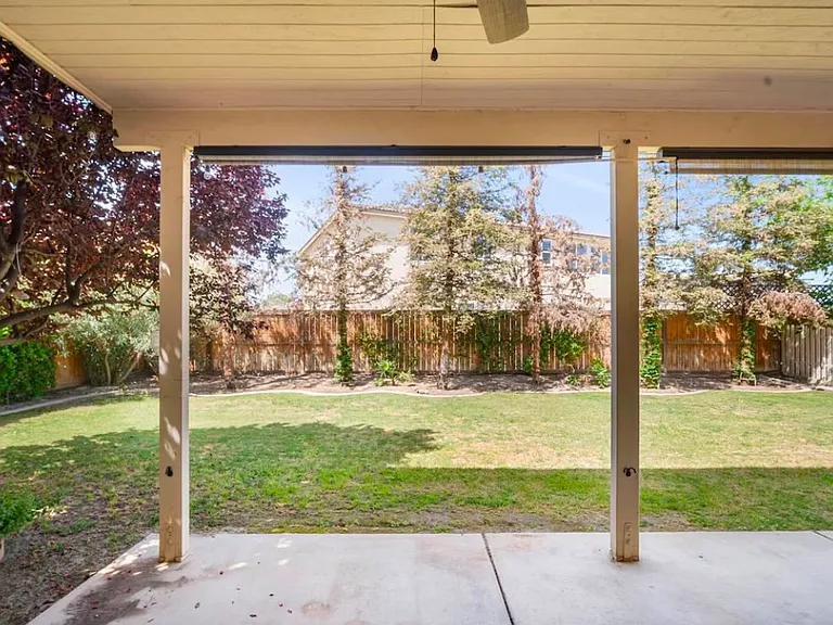 6107 Shasta Daisy Way — Photo 24