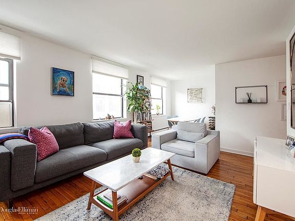 2nd image of 83 Wyckoff St APT 3