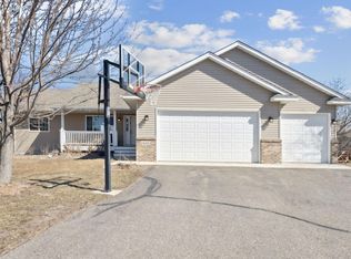 1605 Helen St, Buffalo, MN 55313