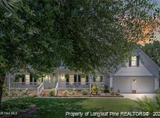6528 Foxberry Rd, Fayetteville, NC 28314