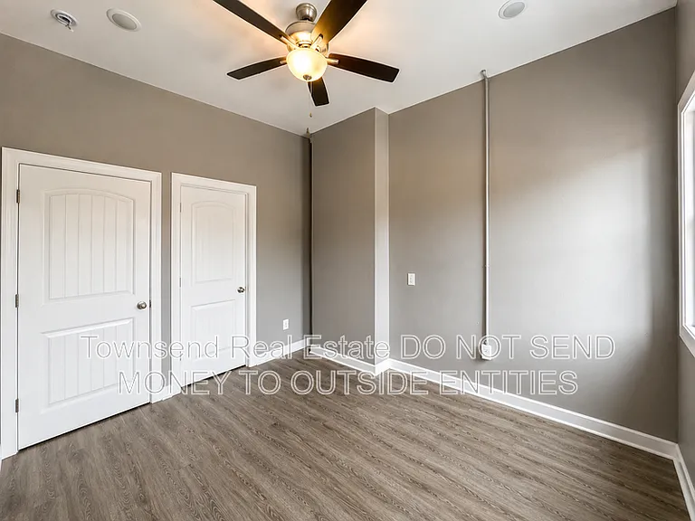 130 Person St #1/2 — Photo 8
