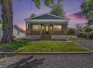 16 Fir Dr, Baltimore, MD 21220