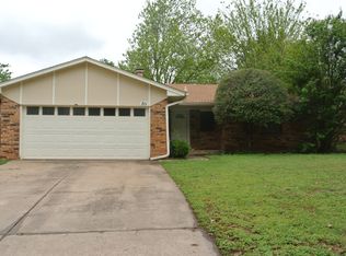 711 Hawthorne Pl, Edmond, OK 73003