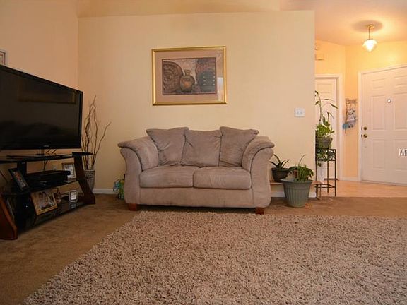 4th image of 910 Belvoir Dr