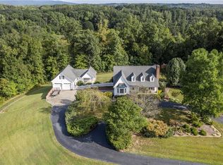 1105 Dodson Ridge Rd, Walnut Cove, NC 27052