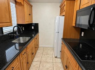 7105 W 13th Ave APT 302, Hialeah, FL 33014