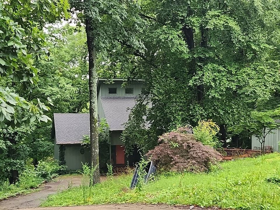 1st image of 198 Walnut Lane Ext
