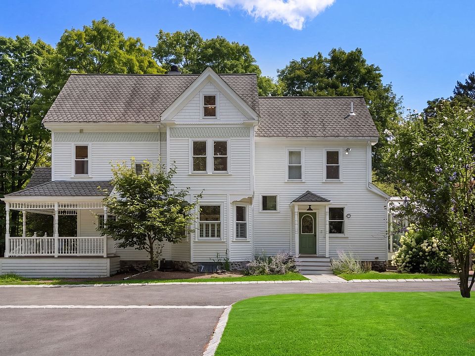 1st image of 302 Concord Rd