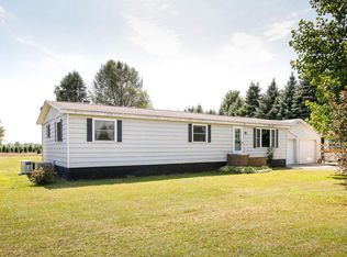 34135 Homewood Dr, Gobles, MI 49055