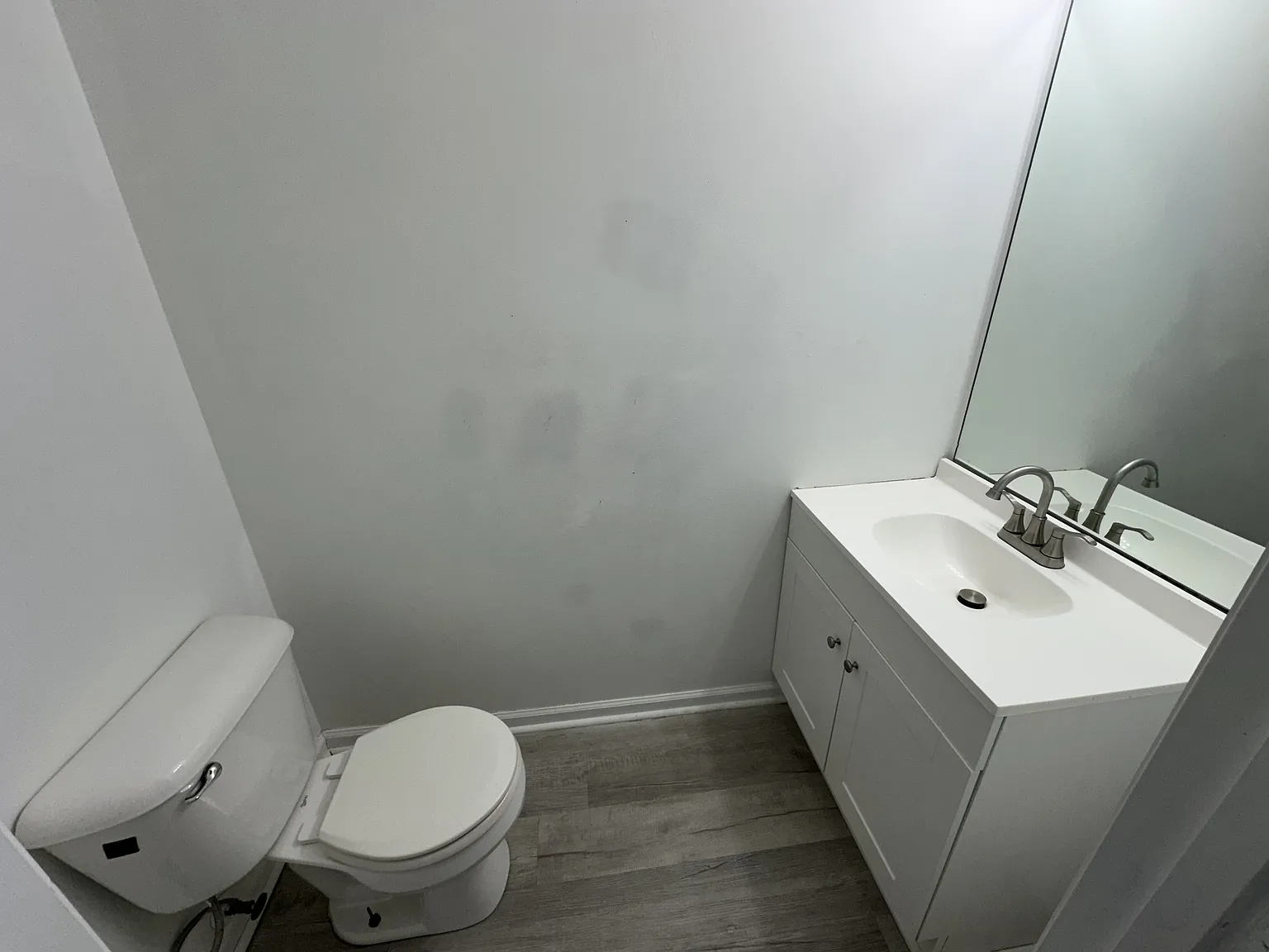2 bed, 1.5 bath, 900 sqft, $900 — Photo 3