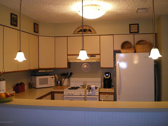 5th image of 2317 Waters Edge Dr #17F
