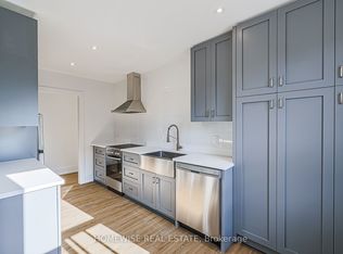 2066 Yonge St #1, Toronto, ON M4S 2A3