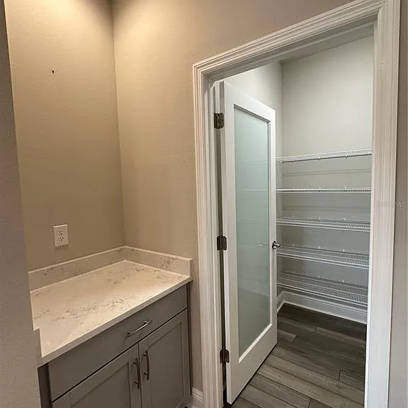 12573 Oak Hill Way — Photo 9