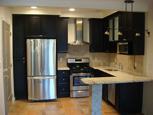 Rented by Avanguard Realty Corp | media 9