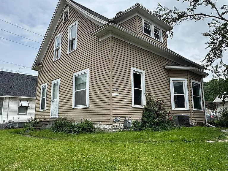 3902 4th Ave — Photo 1