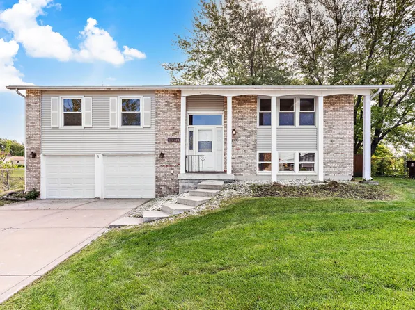 17781 Winston Dr, Country Club Hills, IL 60478