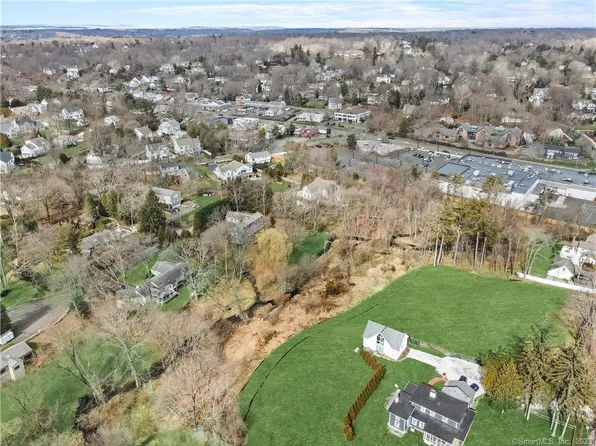 20 Morningside Drive South, Westport, CT 06880