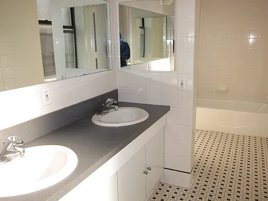 Rented by Aclawrence | media 14