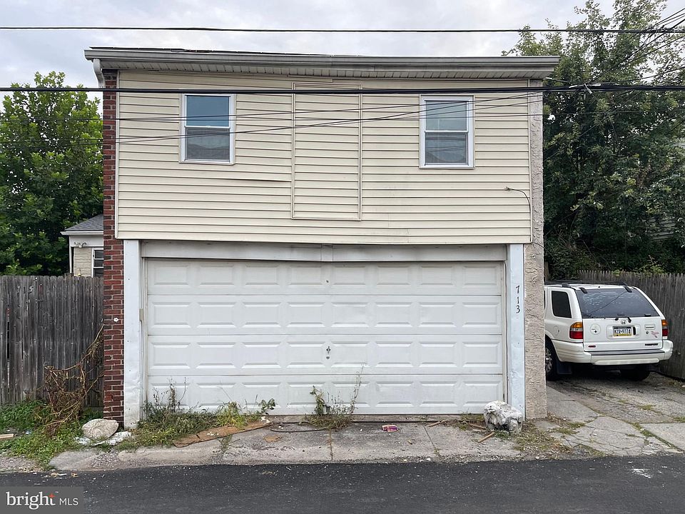 2nd image of 713 George St