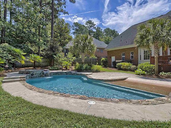 4th image of 115 Hollingwood Dr