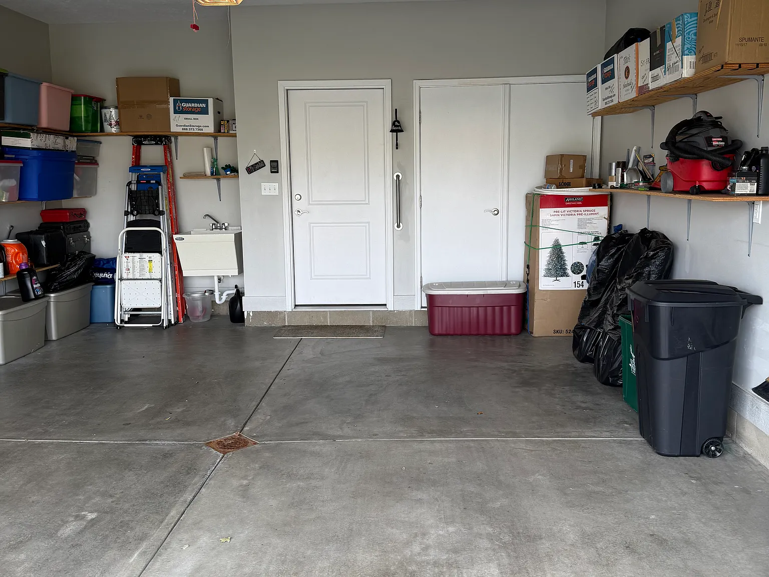 906 Copper Creek Trl — Photo 3