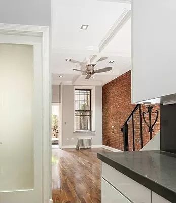 1st image of 561 Hudson St APT 2