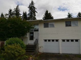 4213 NE 17th St, Renton, WA 98059