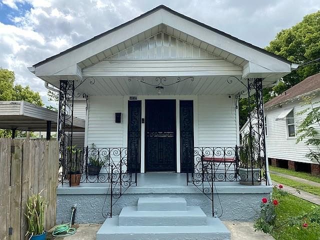 1st image of 2664 Verbena St