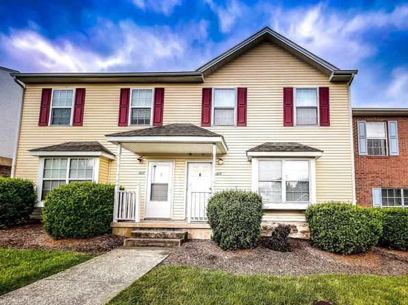 1419 Christine Ct, Blacksburg, VA 24060