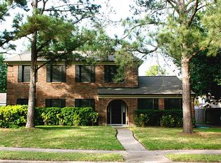 16050 Pinyon Creek Dr, Houston, TX 77095