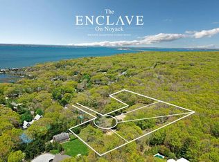 1566 Noyack Rd, Southampton, NY 11968