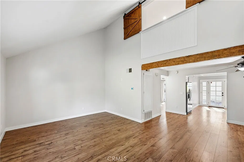 1 bed, 1211 sqft, $3,300 — Photo 3