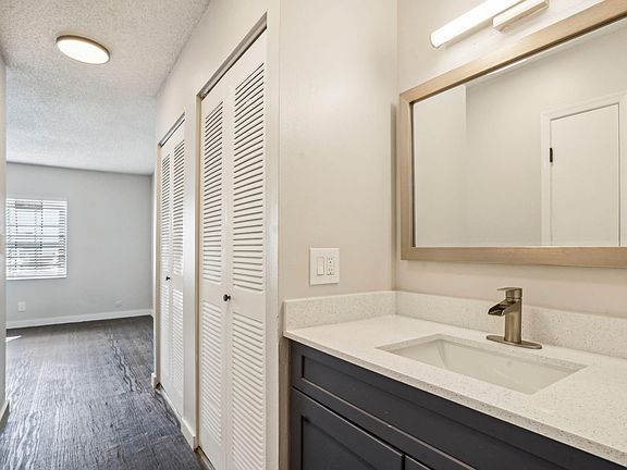 4th image of 3264 NW 84th Ave APT 609