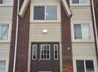 36777 Sibley Rd S, New Boston, MI 48164