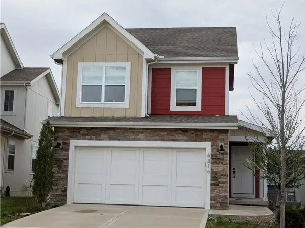 8816 SW 9th St, Blue Springs, MO 64064