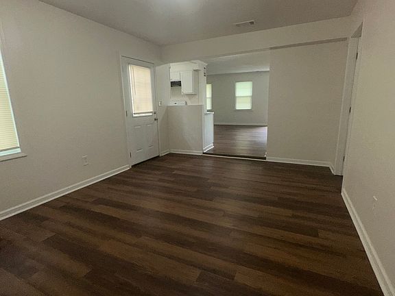 4th image of 4545 Verne Rd