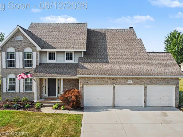 5048 Meadowbrook Ln, Flushing, MI 48433