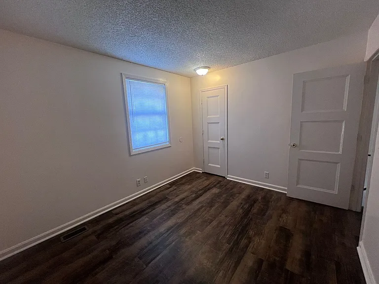 Evergreen Townhomes — Photo 25