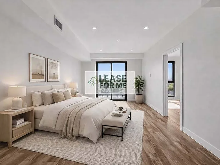 1538 S Wilton Pl #201 — Photo 1