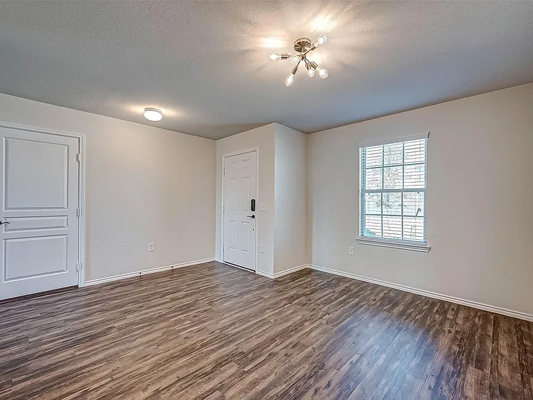 24123 Noble Darcy Ln — Photo 8