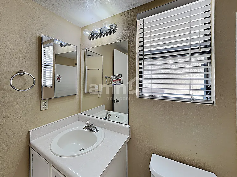 9957 E Paseo — Photo 12