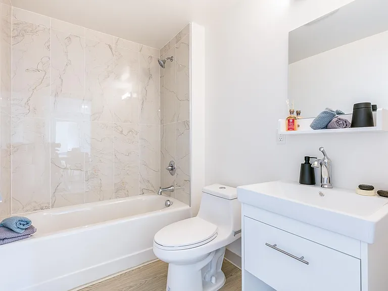 Model E-3:
3-bed | 2-bath