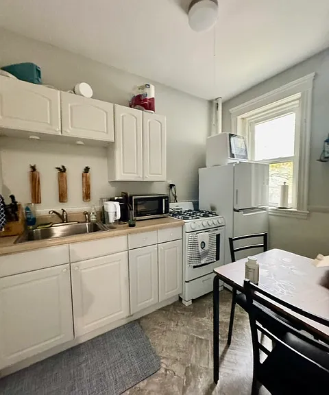 1446 Commonwealth Ave #8 — Photo 3