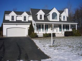 4 Humiston Cir, Westford, MA 01886