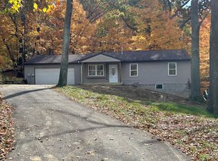 312 Robb St, Mc Kees Rocks, PA 15136