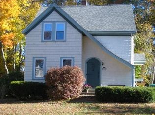 262 Stone St, Walpole, MA 02081